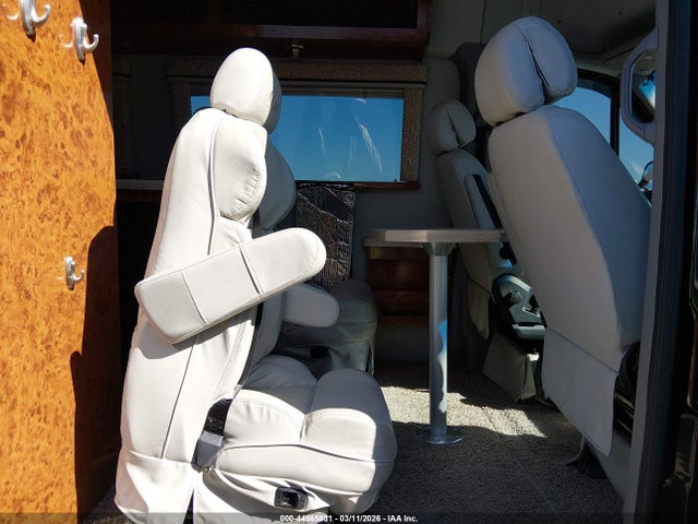 44565831 :رقم المزاد ، WD0PF145595375057 vin ، 2009 Dodge Sprinter Van 3500 High Roof مزاد بيع