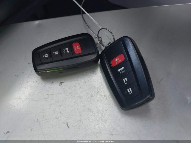 4T1F31AK5MU563479 Toyota Camry Xle Hybrid