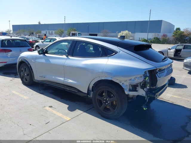 3FMTK2SU4NMA50452 Ford Mustang Mach-e California Route 1