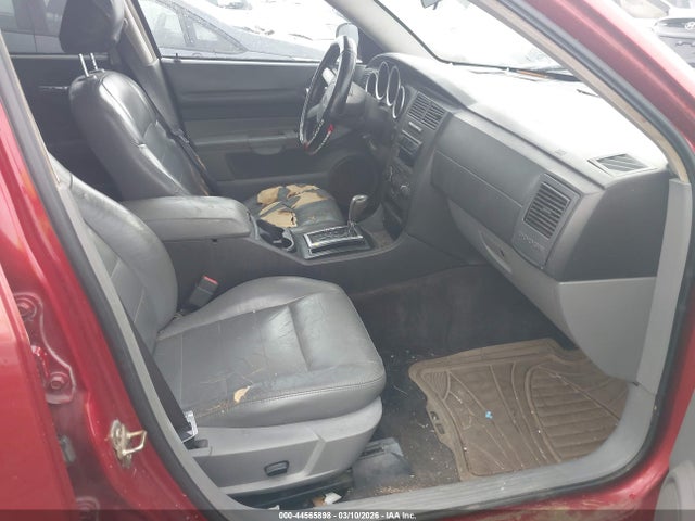 44565898 :رقم المزاد ، 2D4FV48V95H130061 vin ، 2005 Dodge Magnum Se مزاد بيع