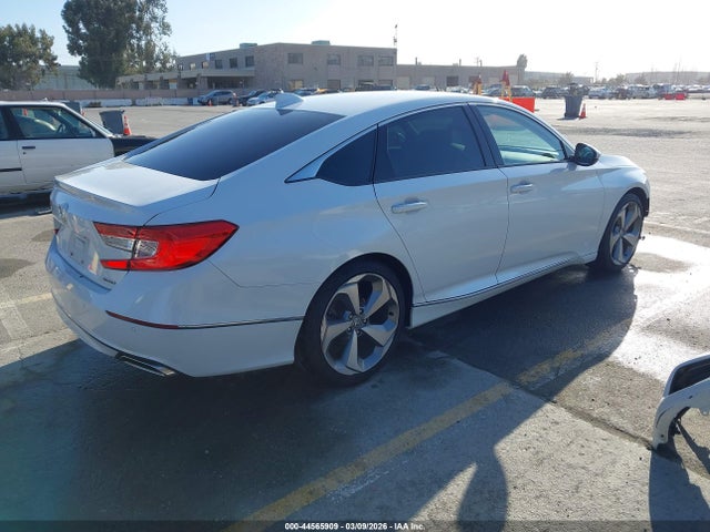 1HGCV1F9XJA108567 Honda Accord Touring