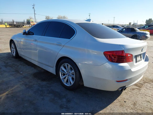 BMW 528I 2015 WBA5A5C57FD514014 Image 3