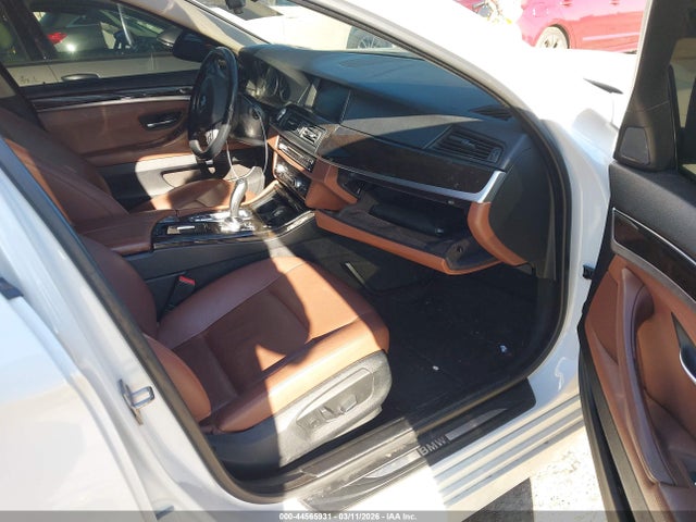 BMW 528I 2015 WBA5A5C57FD514014 Image 5