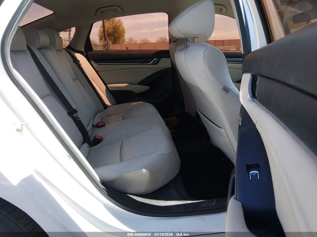 1HGCV1F12KA102998 Honda ACCORD LX