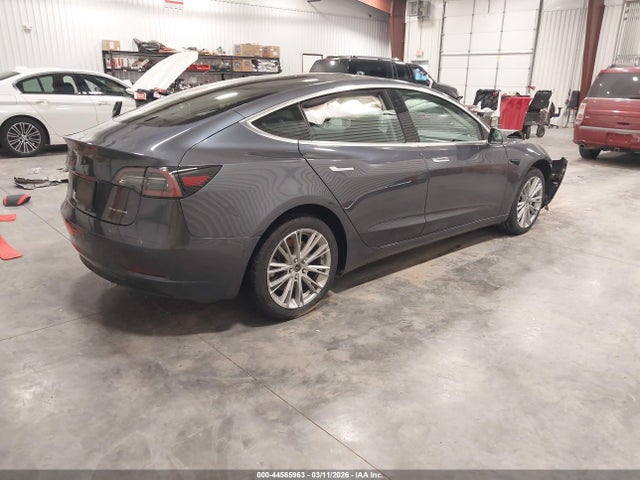 2019 TESLA MODEL 3 5YJ3E1EB4KF453086 Photo 3