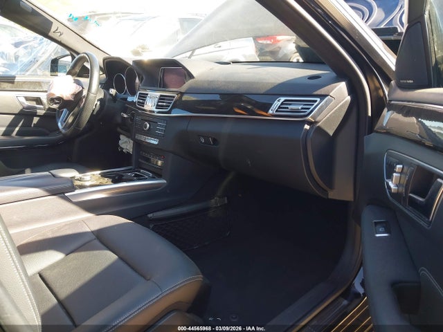 2016 MERCEDES-BENZ E 350 WDDHF5KB9GB300864 Photo 4