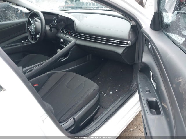 Hyundai ELANTRA SEL 2023 5NPLS4AG0PH118346 Image 5