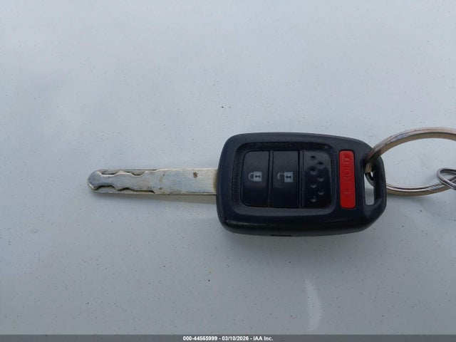 JHMGK5H58GX026061 Honda FIT LX