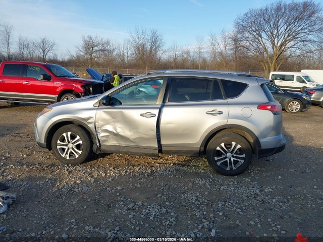 Toyota RAV4 LE 2016 2T3BFREVXGW448672 Image 14