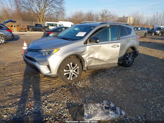 Toyota RAV4 LE 2016 2T3BFREVXGW448672 Image 2