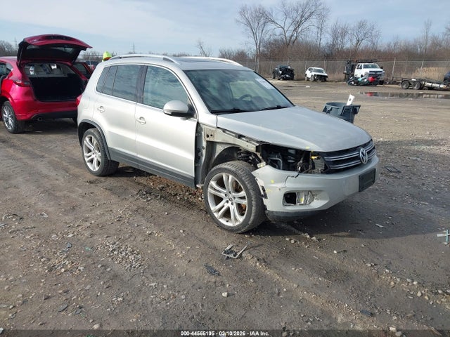 2012 VOLKSWAGEN TIGUAN WVGBV7AX0CW002388