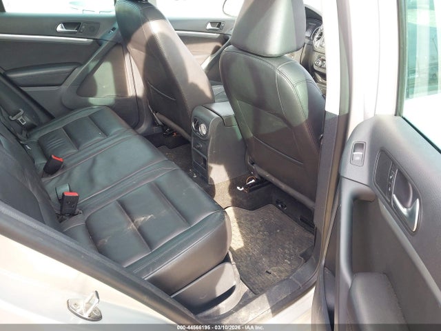 2012 VOLKSWAGEN TIGUAN WVGBV7AX0CW002388 Photo 7