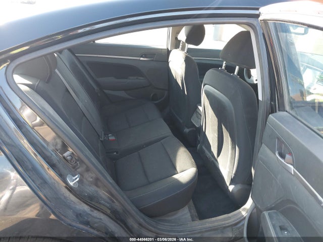 Hyundai ELANTRA SEL 2018 5NPD84LF7JH225599 Image 8