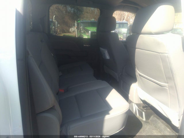 Продажа на аукционе авто 2024 Chevrolet Silverado 6500hd 1wt, vin: 1HTKJPVK8RH652150, номер лота: 44566213