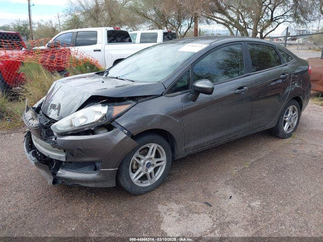 Ford FIESTA SE 2017 3FADP4BJ7HM164550 Image 2