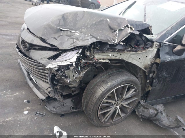 4T1F11AK4MU422277 Toyota CAMRY XLE
