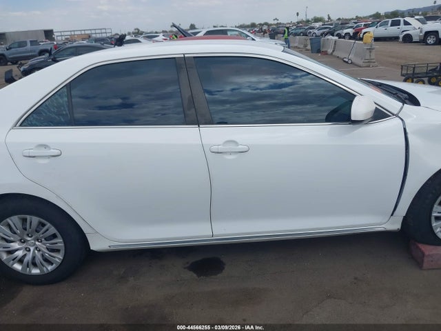 Toyota CAMRY LE 2014 4T1BF1FKXEU850784 Image 14