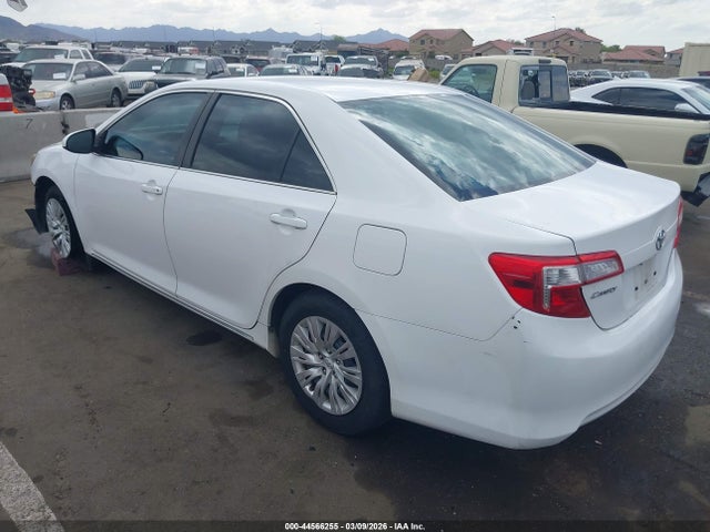 Toyota CAMRY LE 2014 4T1BF1FKXEU850784 Image 3