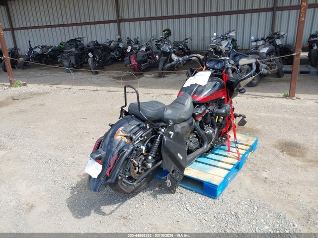 Harley-Davidson FLTRXSE 2021 1HD1TCL23MB951473 Image 4