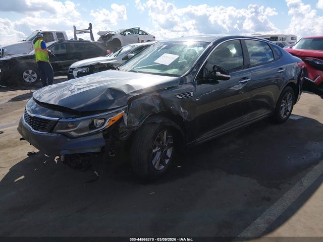 2020 Kia Optima Lx მანქანა იყიდება აუქციონზე, vin: 5XXGT4L35LG380328, აუქციონის ნომერი: 44566270