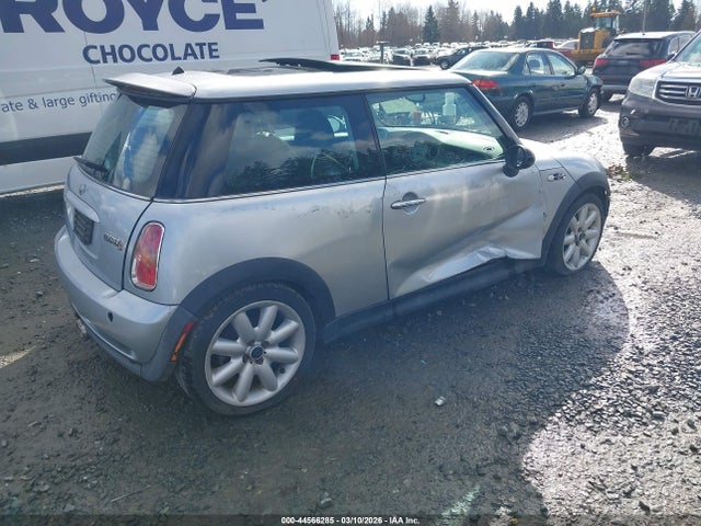 2002 MINI COOPER S WMWRE33442TD55893 Photo 3