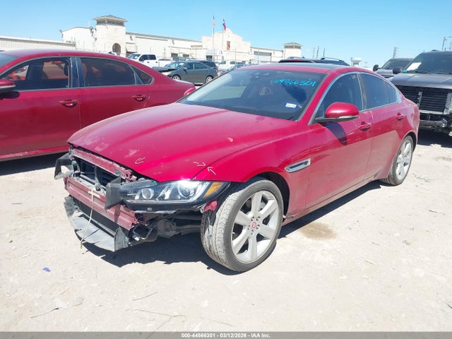 SAJAD4BG8HA948583 Jaguar Xe 25t Premium