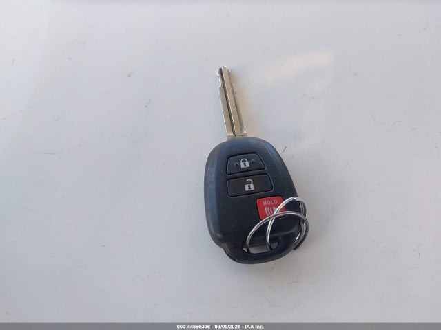 Toyota RAV4 LE 2014 JTMBFREV8ED074427 Image 11