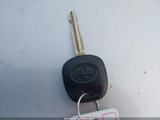 Auction sale of the 2004 Toyota Avalon Xls, vin: 4T1BF28B74U374219, lot number: 44566323