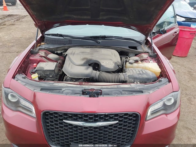 2018 CHRYSLER 300 2C3CCABG7JH264208 Photo 9