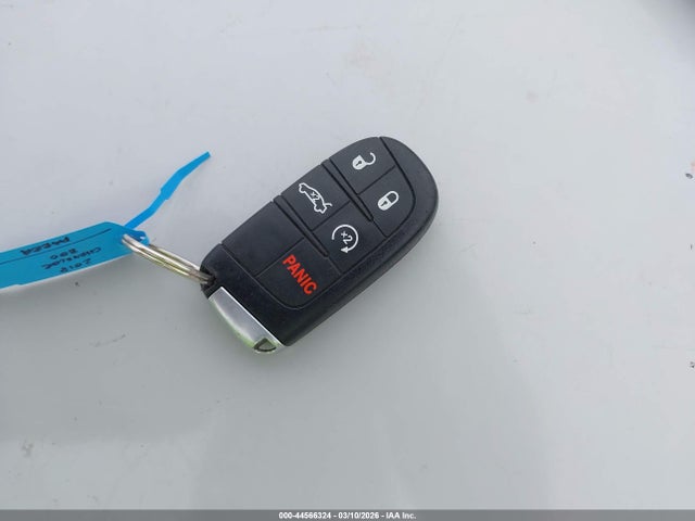 2018 CHRYSLER 300 2C3CCABG7JH264208 Photo 10