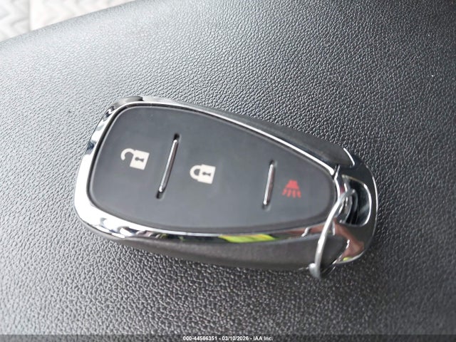 2GNAXKEV1N6138359 Chevrolet Equinox Fwd Lt