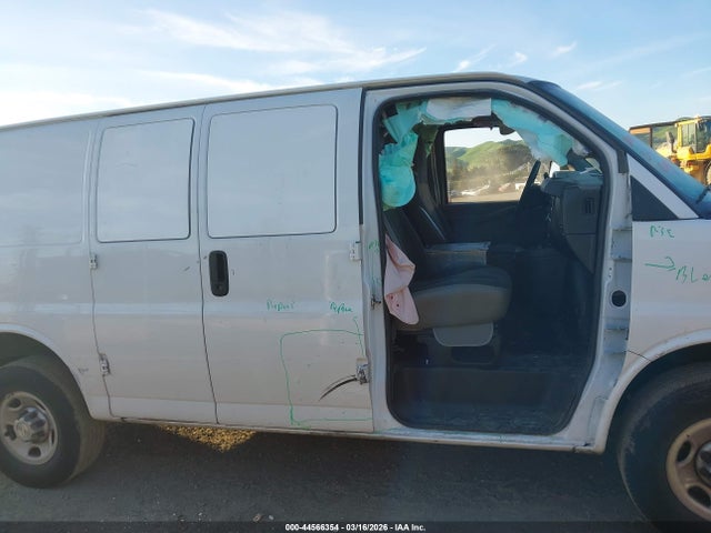 1GCWGAFP9M1306601 Chevrolet Express Cargo Rwd 2500 Regular Wheelbase Wt
