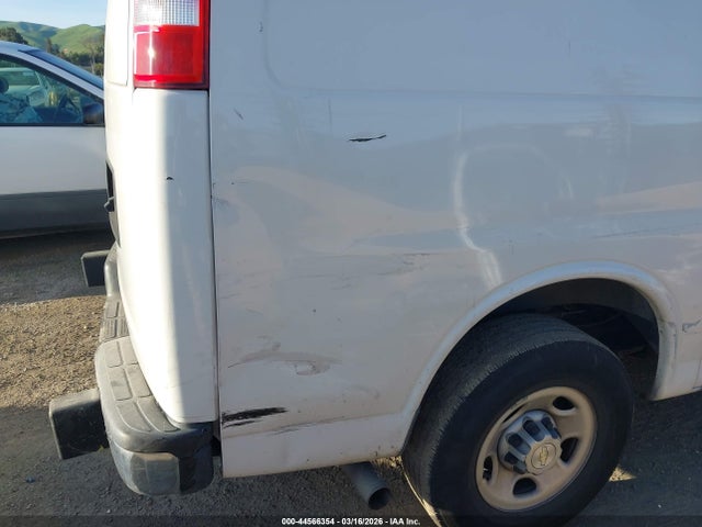 1GCWGAFP9M1306601 Chevrolet Express Cargo Rwd 2500 Regular Wheelbase Wt