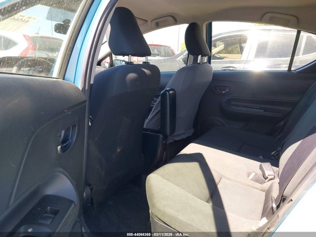 Toyota Prius C Three 2015 JTDKDTB37F1114716 Image 8