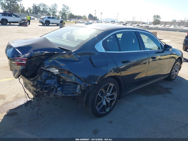 WBY13HG08SCS85708 BMW I5 Xdrive40