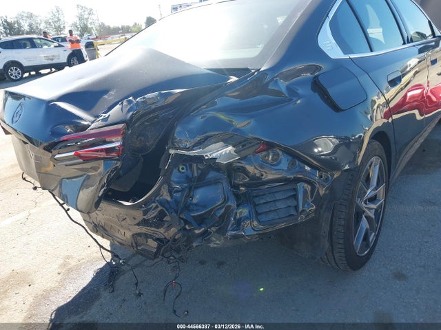 WBY13HG08SCS85708 BMW I5 Xdrive40