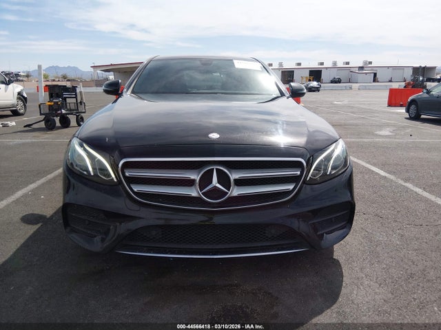 Продажа на аукционе авто 2017 Mercedes-benz E 300, vin: WDDZF4JB4HA215471, номер лота: 44566418