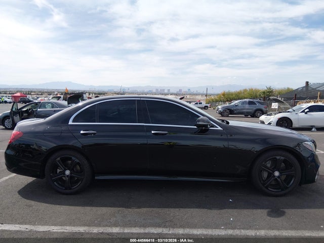 Продажа на аукционе авто 2017 Mercedes-benz E 300, vin: WDDZF4JB4HA215471, номер лота: 44566418