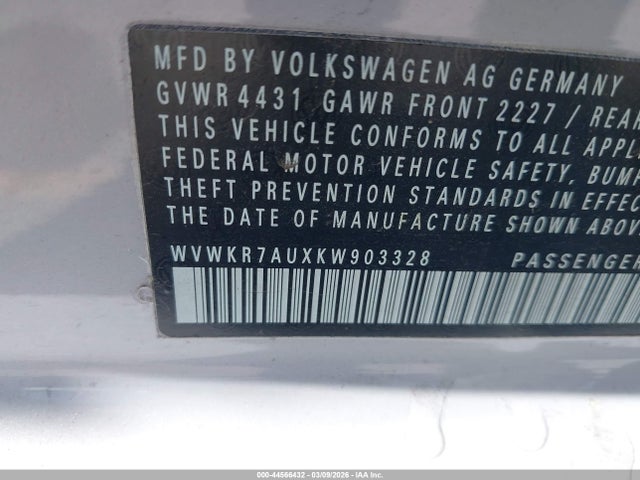 WVWKR7AUXKW903328 Volkswagen E-golf Se