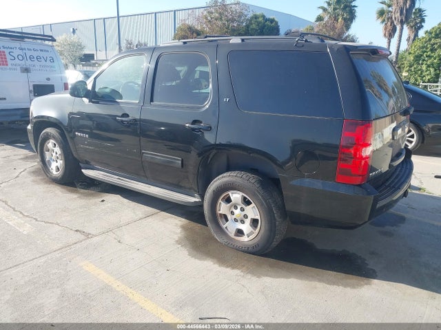 2011 CHEVROLET TAHOE 1GNSCBE0XBR255328 Photo 2
