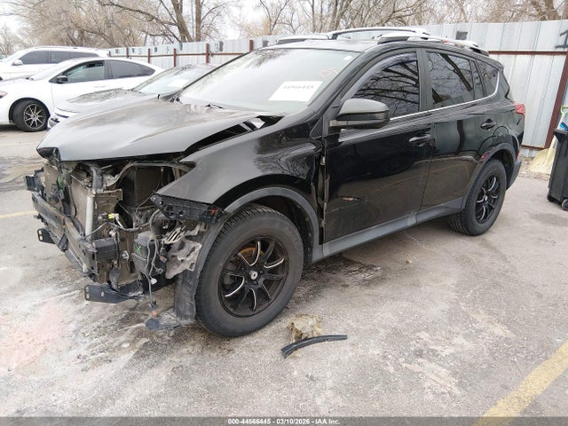 Toyota RAV4 LE 2014 2T3BFREV0EW146076 Image 2