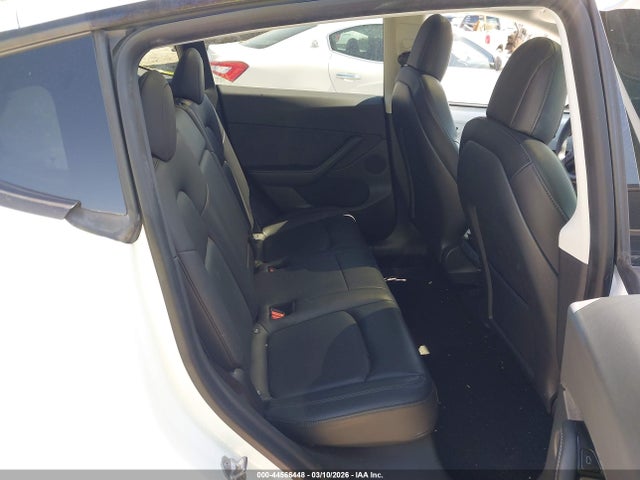 5YJYGDED2MF107415 Tesla Model Y Standard Range Rear-wheel Drive