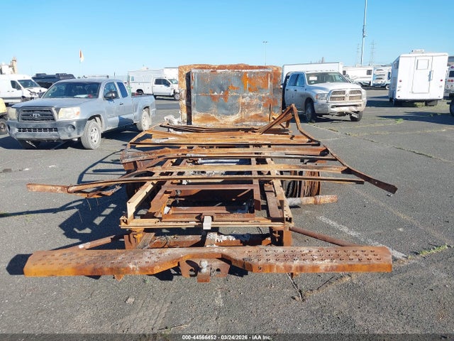 Ford E-350 Cutaway 2022 1FDWE3FK3NDC34845 Image 8