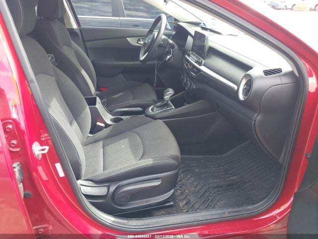 3KPF24AD6NE465457 KIA Forte Lxs