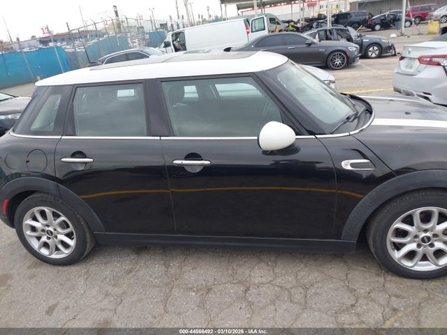 WMWXU1C5XJ2F80735 Mini Hardtop Cooper