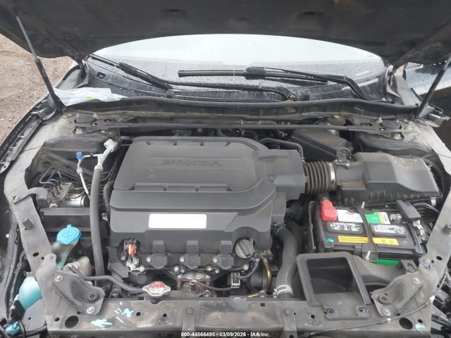 1HGCR3F82HA021893 Honda Accord Ex-l V6