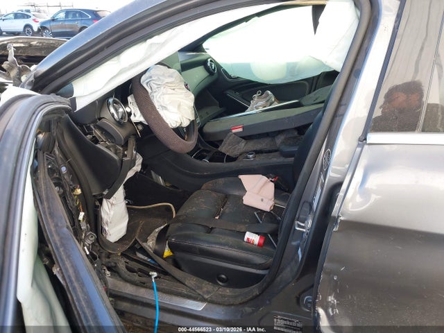 WDCTG4GB4KJ584305 Mercedes-Benz Gla 250 4matic
