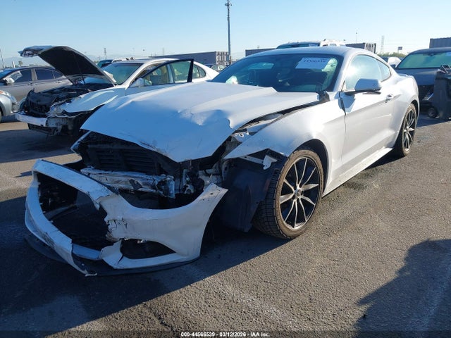 Ford Mustang Ecoboost 2017 1FA6P8TH2H5323542 Image 2