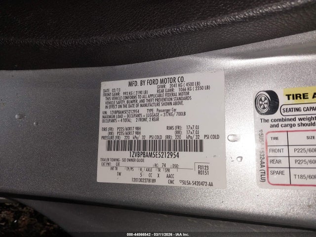 1ZVBP8AM5E5212954 Ford Mustang V6