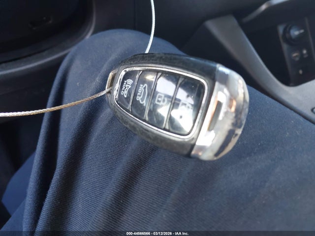 Hyundai ELANTRA GT 2018 KMHH35LE1JU040284 Image 11